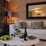 Cheya Taksim Gumussuyu Center Comfort アパート *
