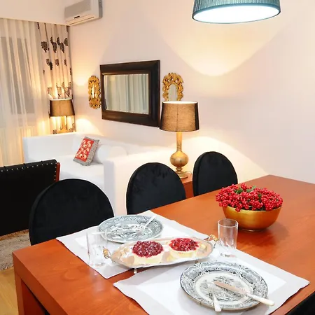 Apartamento Cheya Taksim Gumussuyu Center Comfort Estambul